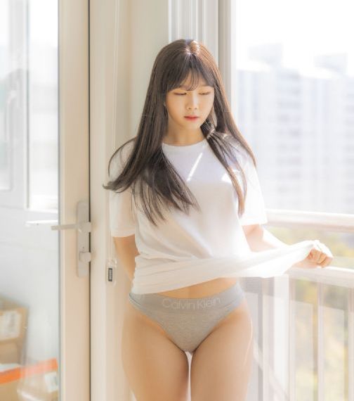 年轻的邻居电影_不卡在线观看