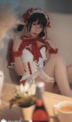美女总裁在线观看完整版_BD国语完整视频观看