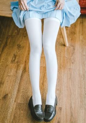 丰满女学生_国产在线观看